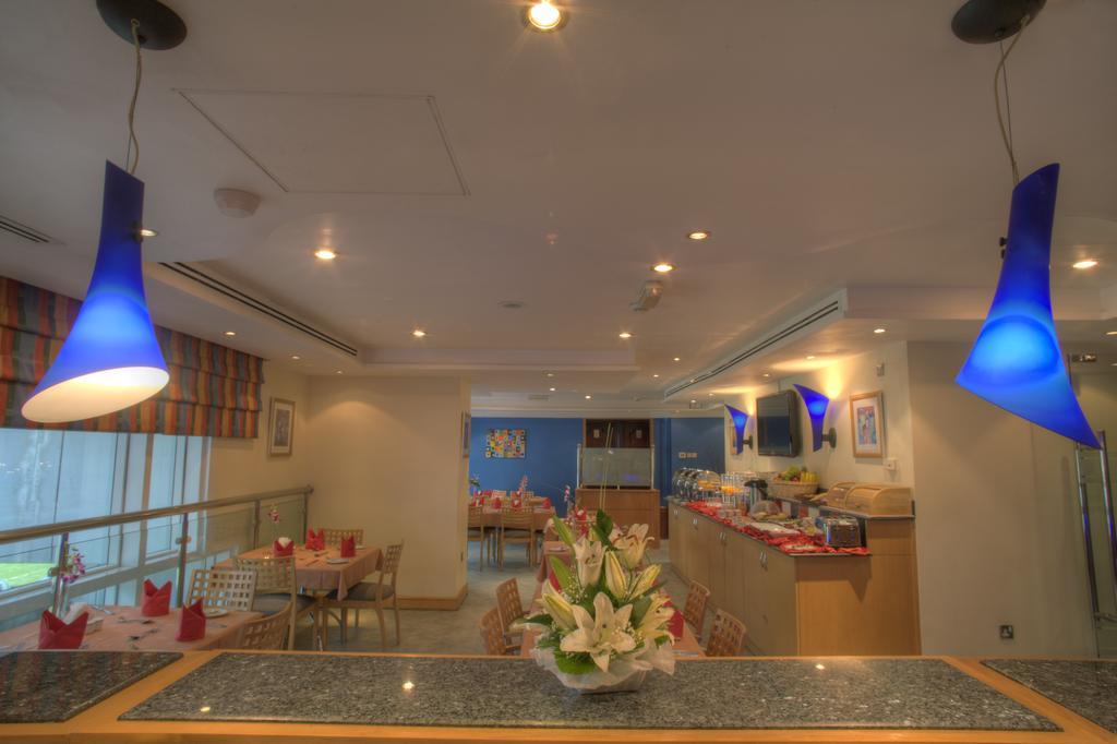 Al Diar Palm Hotel Apartments Abu Dhabi Exterior foto